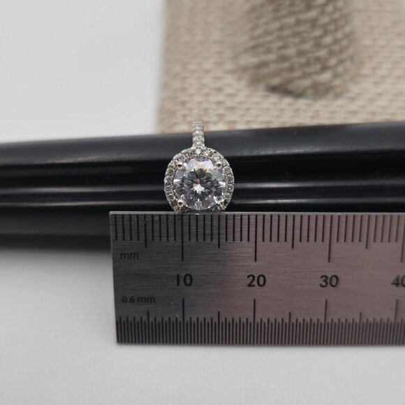 Size 6.25 Sterling Silver Halo Style Cubic Zirconia Ring A2104 - Picture 7 of 8